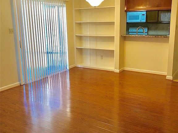 5th image of 10555 Turtlewood Ct Unit 1307