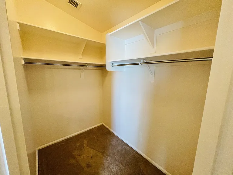 39974 W Thornberry Ln — Photo 22