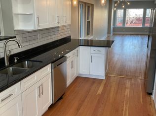 4037 W Roscoe St #1, Chicago, IL 60641