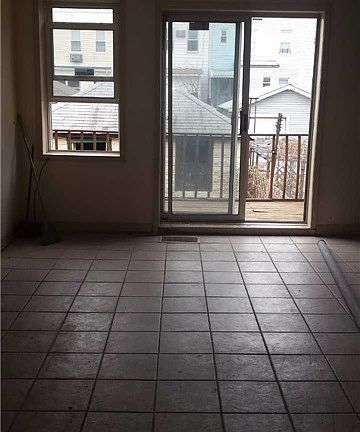 3rd image of 9424 78th St