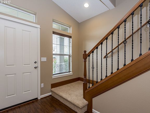 3rd image of 210 NE 57th Ave