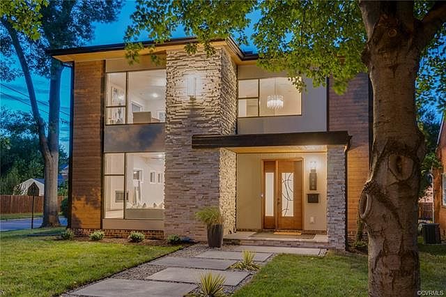 1st image of 3810 Kensington Ave