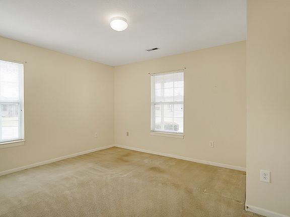2nd image of 575 Chardonnay Ln