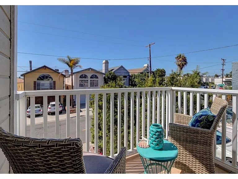 1750 Dixon St — Photo 4