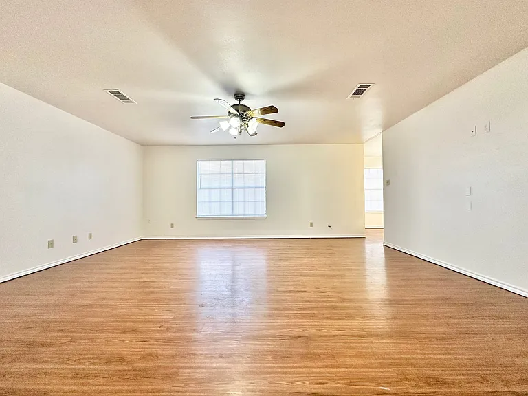 8869 Liberty Rd — Photo 2