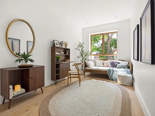 1198 Jefferson Avenue image 10 of 17