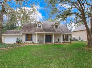 380 Azalea Dr, Mandeville, LA 70471