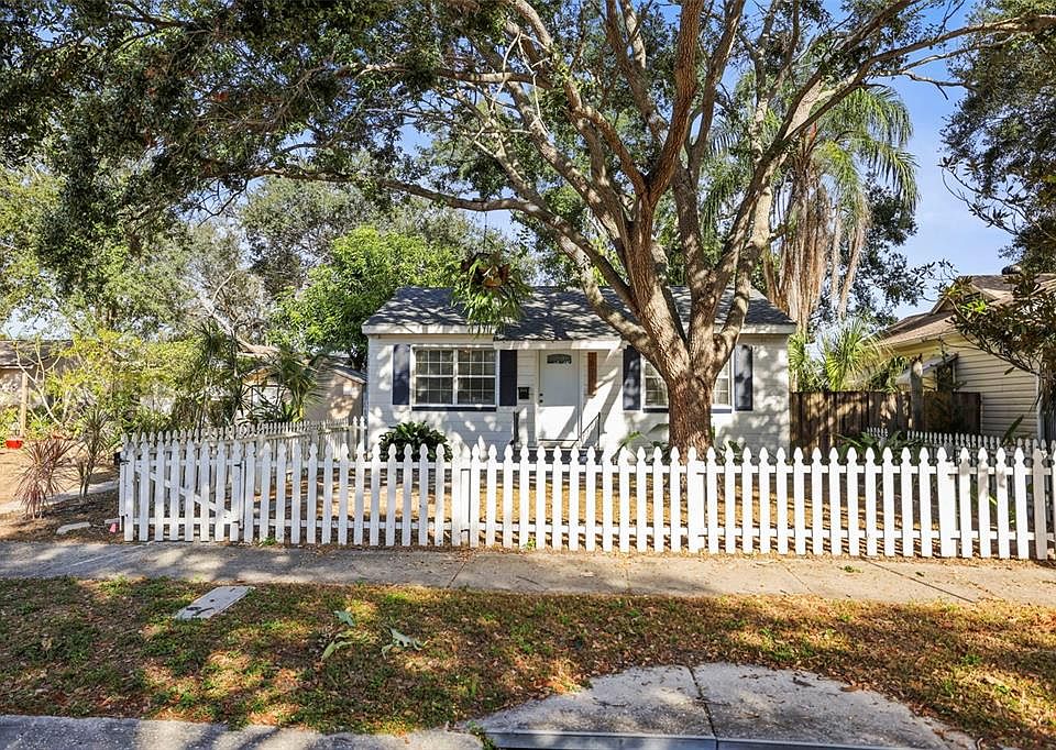 1st image of 1511 35TH AVENUE N