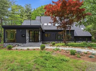 366 River Rd, Carlisle, MA 01741