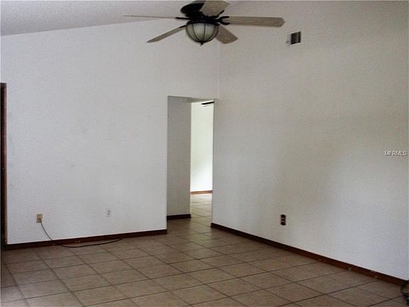 2nd image of 1144 S Seagate Dr