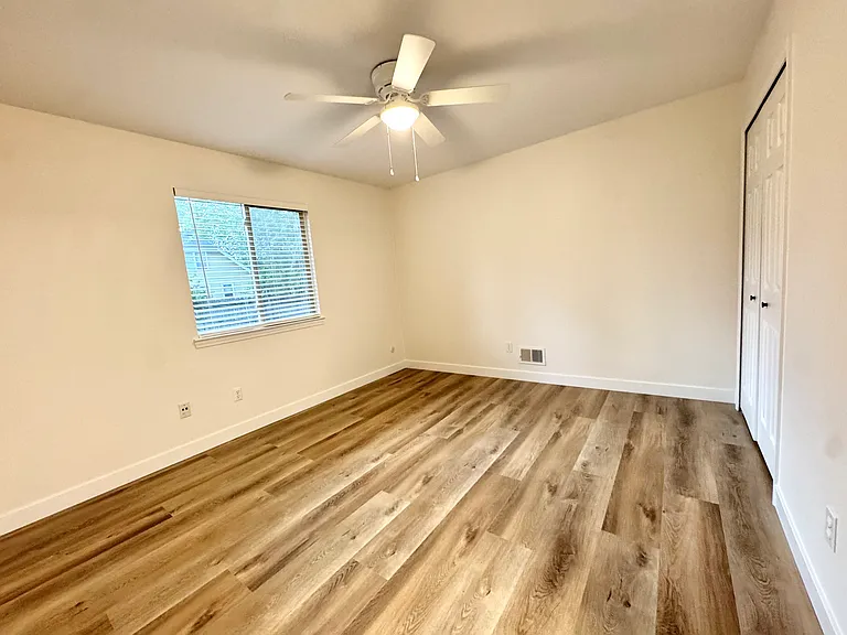 2901 Winton Rd — Photo 9