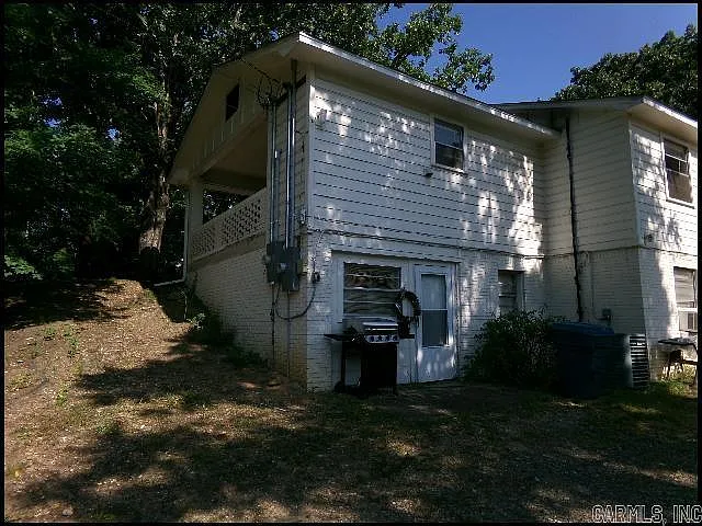701 N Buchanan St — Photo 25