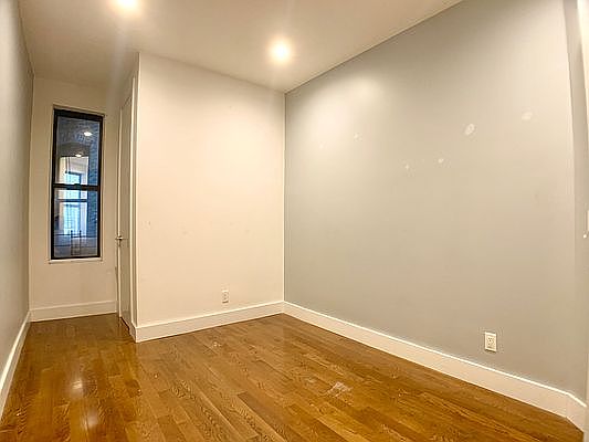 4th image of 538 W 159th St APT 8