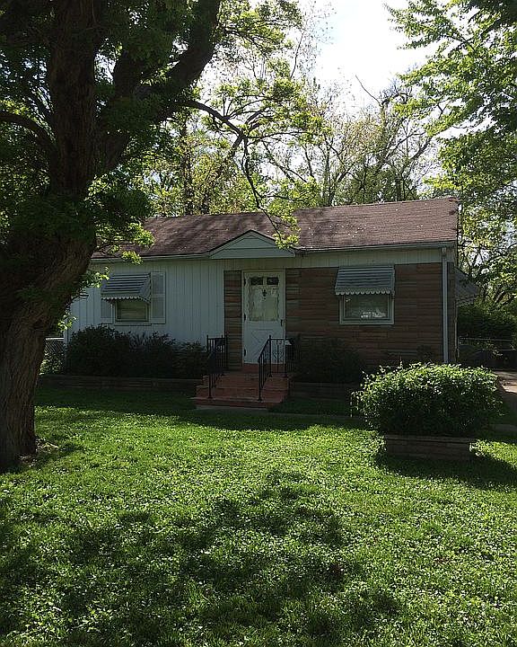 1st image of 737 Beardsley Ct