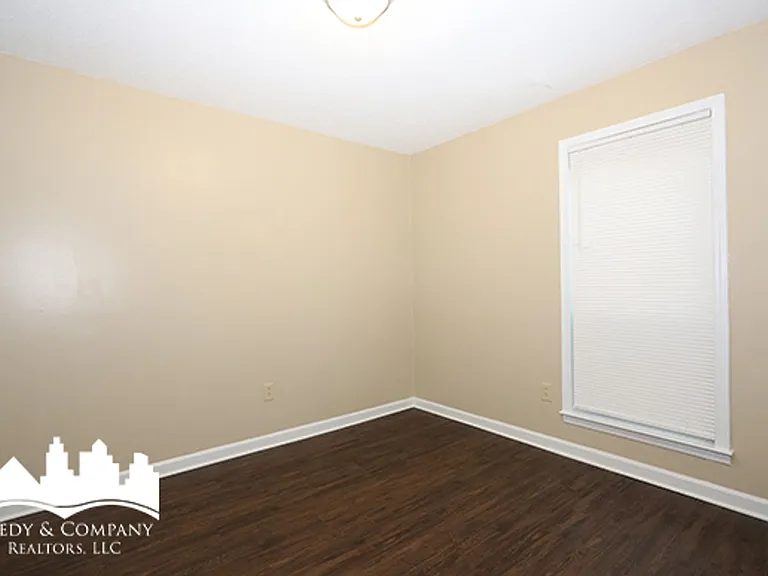 3132 Rosebay Ln — Photo 9