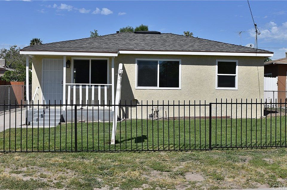 1st image of 1068 Tiajuana Dr
