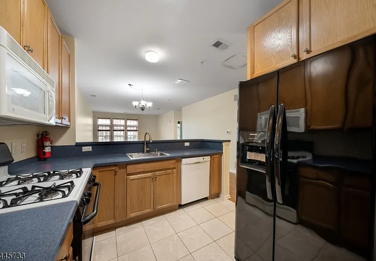 3108 Cedar Village Blvd — Photo 6