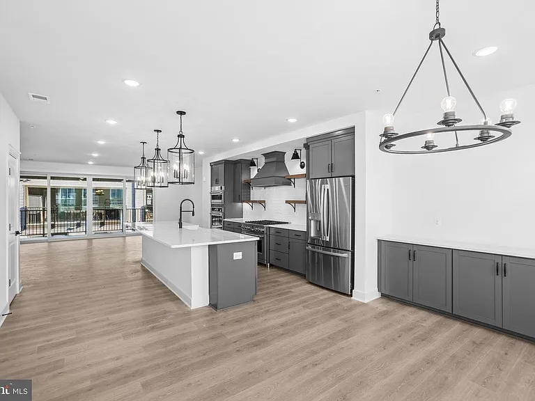 118B Locke St #B — Photo 8