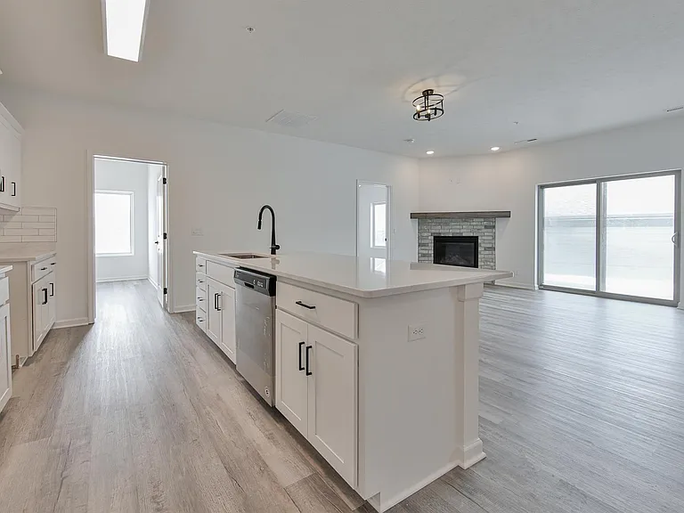 Bellbrook Apartments — Photo 7