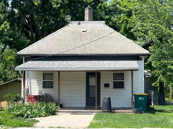 701 W Broadway Ave, Fairfield, IA 52556