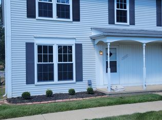 28345 Greenbriar Way #102, Brownstown, MI 48183