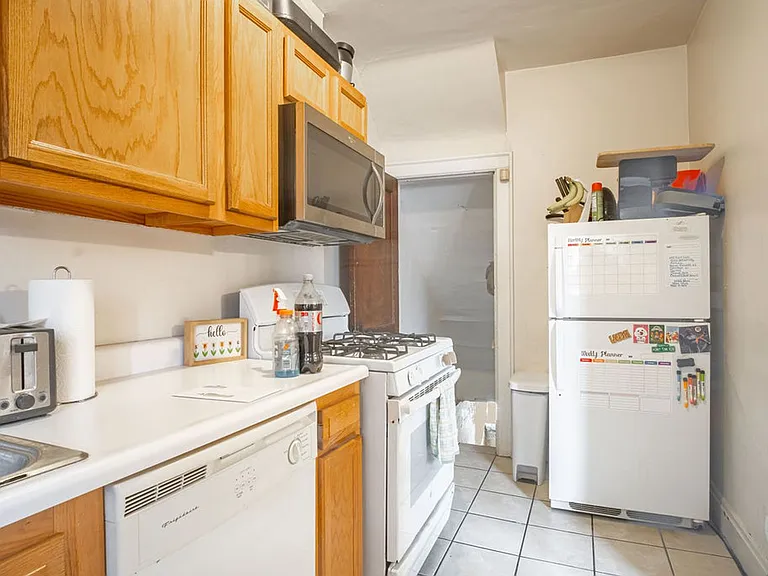 E 19th Ave 354-360 MLR — Photo 6