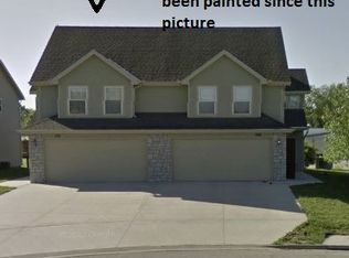 110 Silver Leaf Ln, Baldwin City, KS 66006