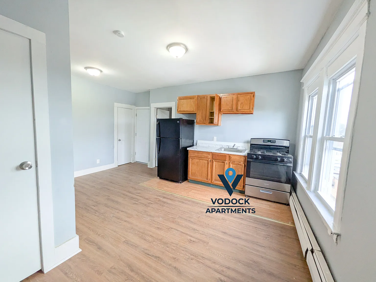 1 bed, 1000 sqft, $1,350 — Photo 1