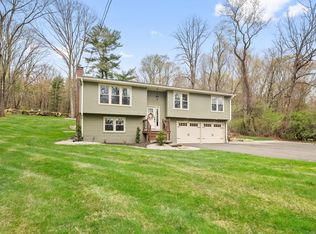 113 Old Stafford Rd, Tolland, CT 06084