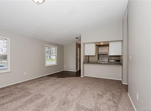 2nd image of 7701 Mallen Dr