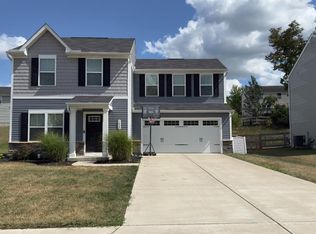 5820 Woodcreek Dr, Middletown, OH 45042