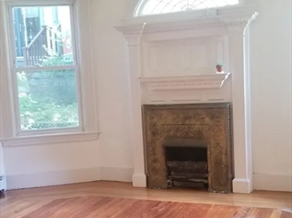 36 Gordon St, Allston, MA 02134