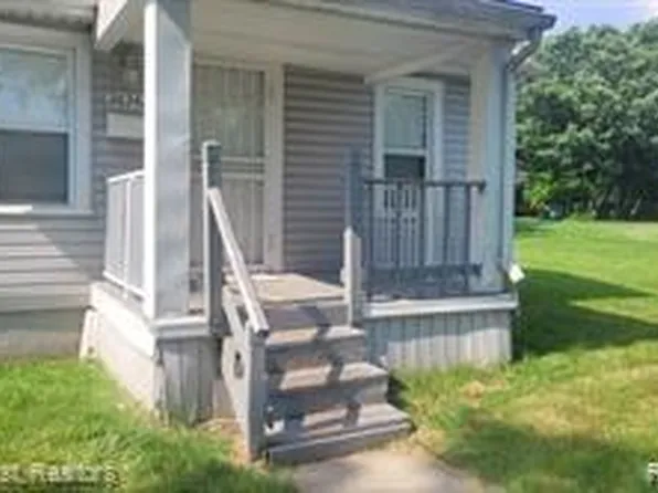 7776 Mettetal St, Detroit, MI 48228