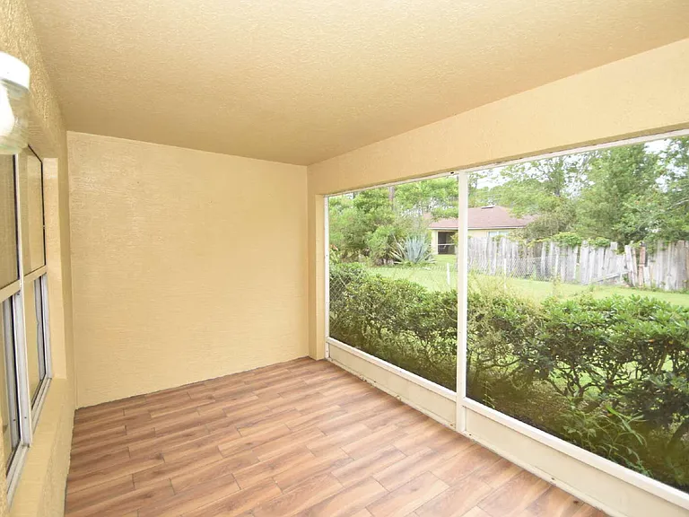 7 Ryarbor Dr #B — Photo 17