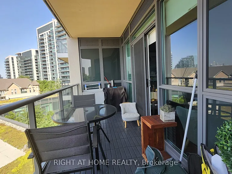 160 Vanderhoof Ave #306 — Photo 15