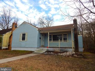 60 Cedar Ln, Clementon, NJ 08021