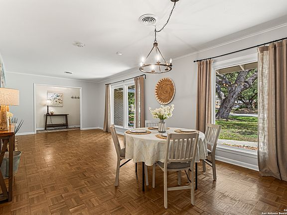 5th image of 8731 Oak Ledge