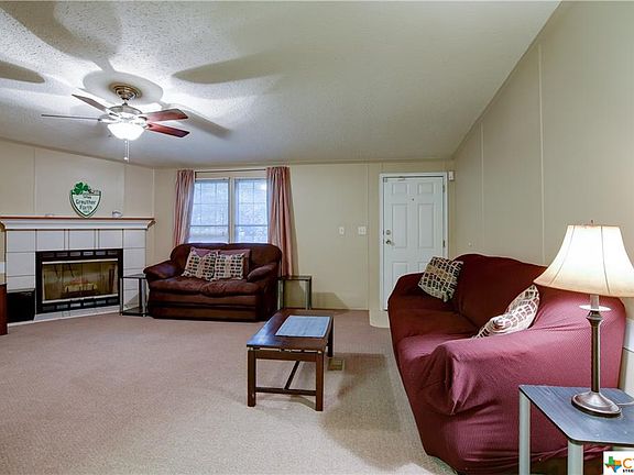 3rd image of 230 Country Ln
