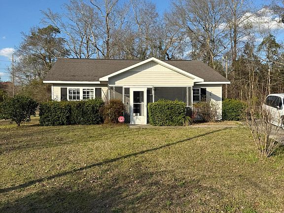 3rd image of 60 Habitat Ct