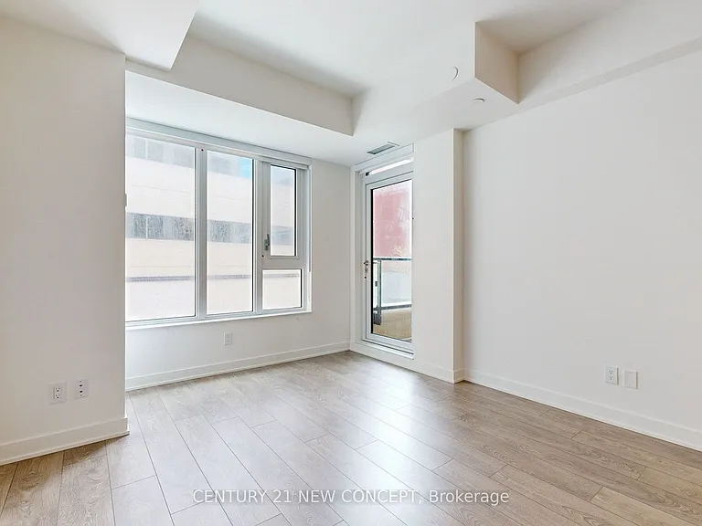 543 Richmond St W #443 — Photo 6