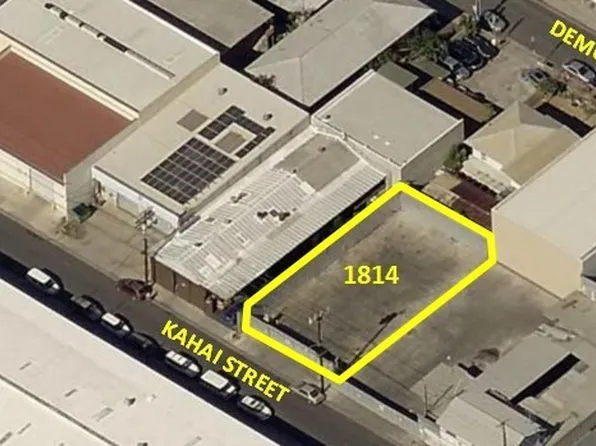 1814 Kahai St, Honolulu, HI 96819