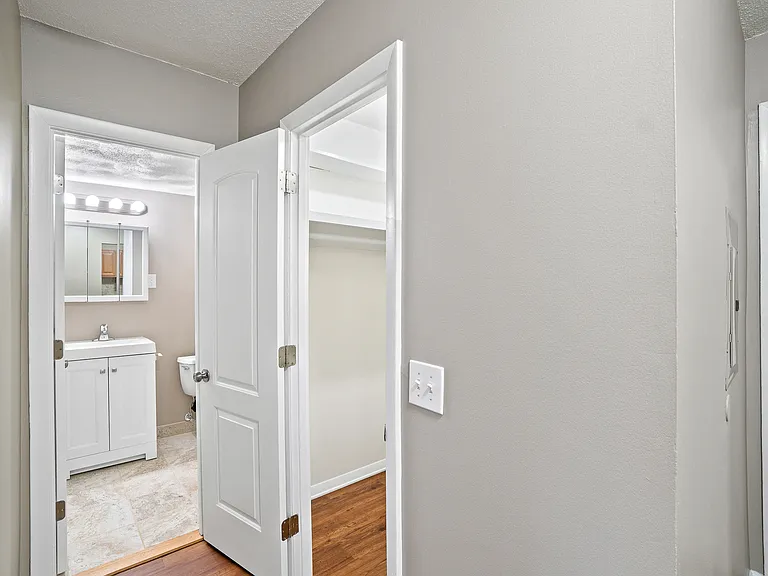 Landings on the Trail Apartment Homes — Photo 19