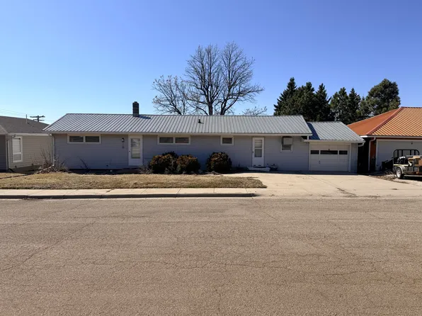 406 11th St, Eureka, SD 57437