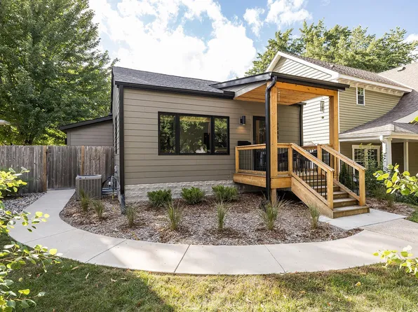 5344 Chowen Ave S, Minneapolis, MN 55410