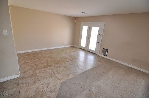 4th image of 8728 E Mitchell Dr