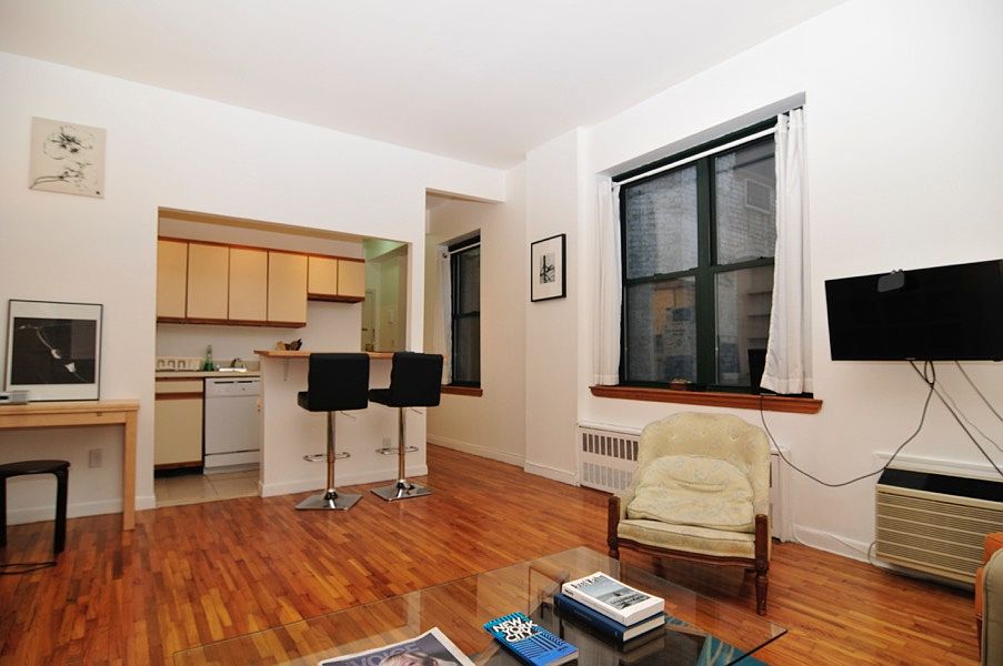 1st image of 13 E 11th St #6P
