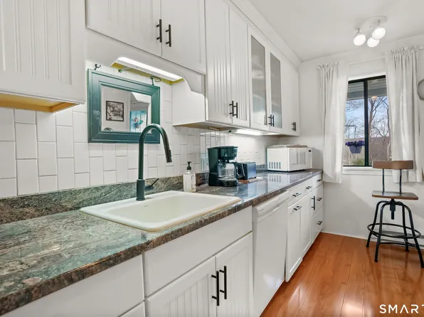 291 Heritage Village #B, Southbury, CT 06488