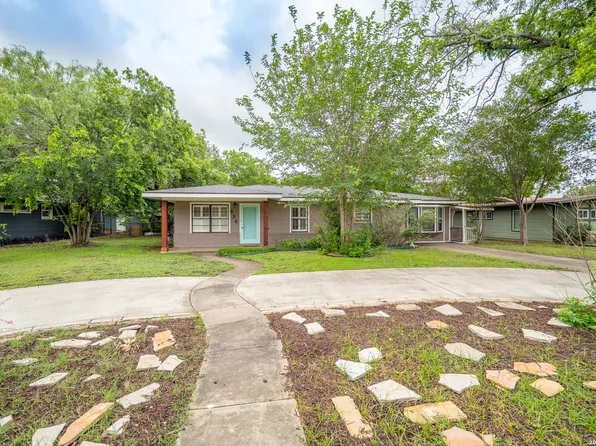 636 RITTIMAN RD, Terrell Hills, TX 78209