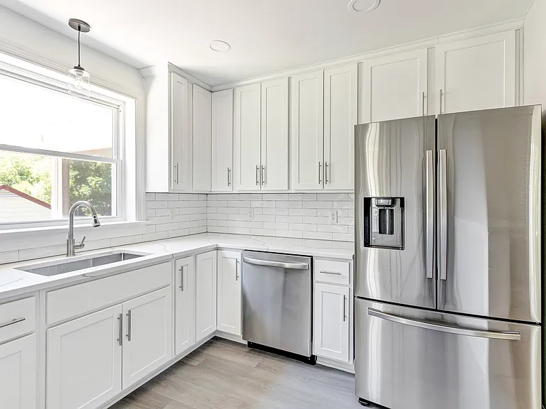 8807 Turnbull Ave — Photo 17
