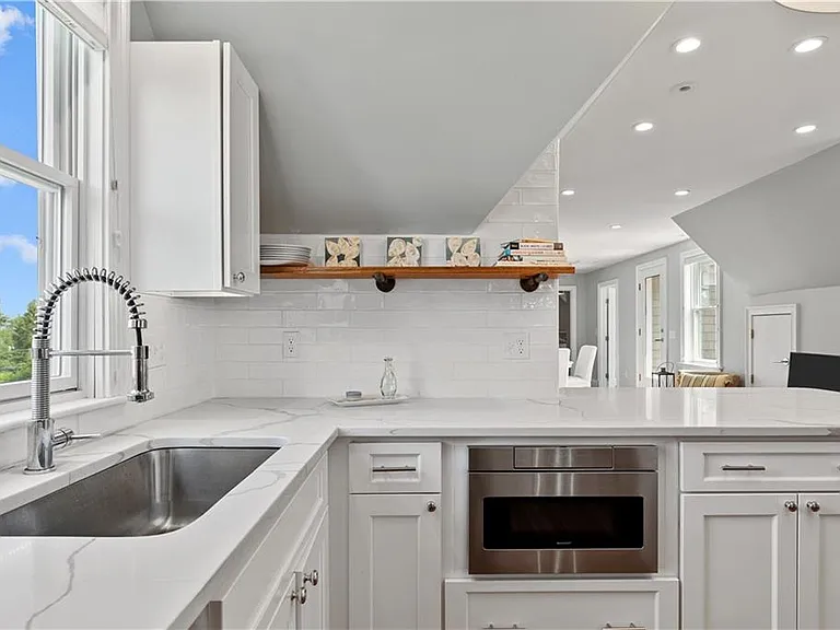 567 Bristol Ferry Rd #3 — Photo 20